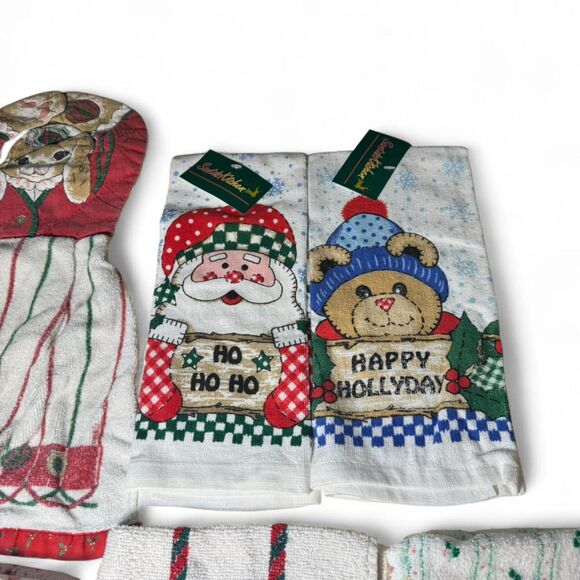 Vtg Christmas Towels Lot of 6 - Picture 3 of 7
